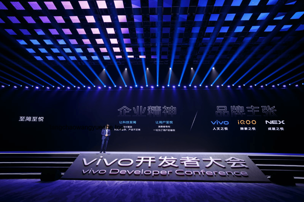 单依纯《珠玉》楼梯间清唱纯享版：音乐传播的新路径探索